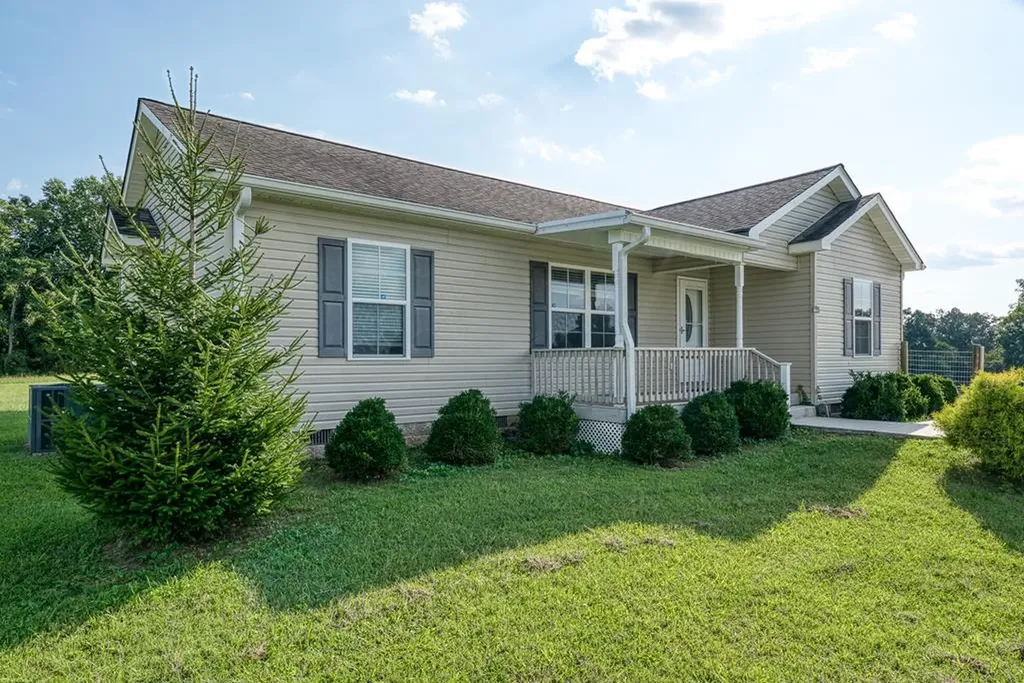 138 Falls View Road Sparta TN 38583