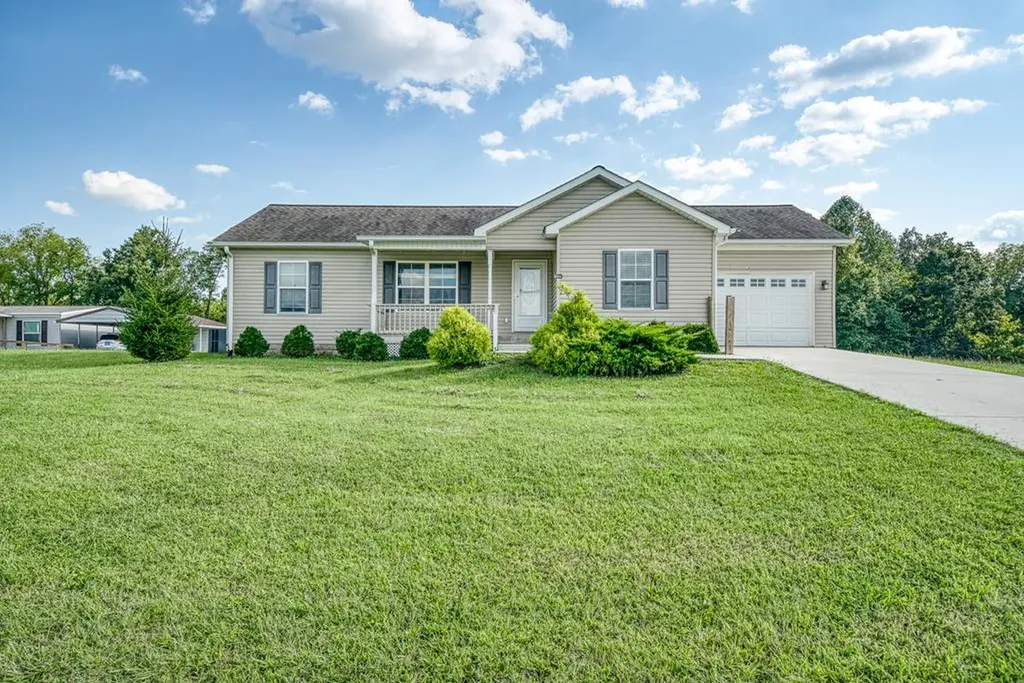 138 Falls View Road Sparta TN 38583