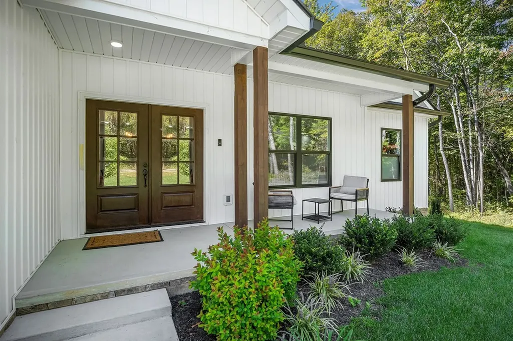 13 Ashford Place Crossville TN 38558