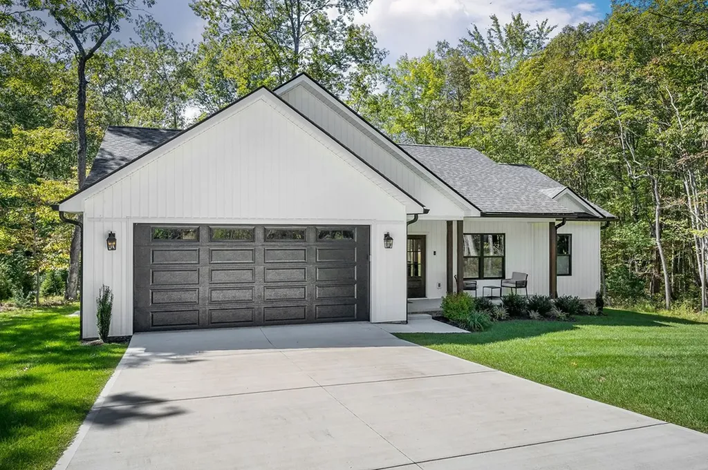 13 Ashford Place Crossville TN 38558