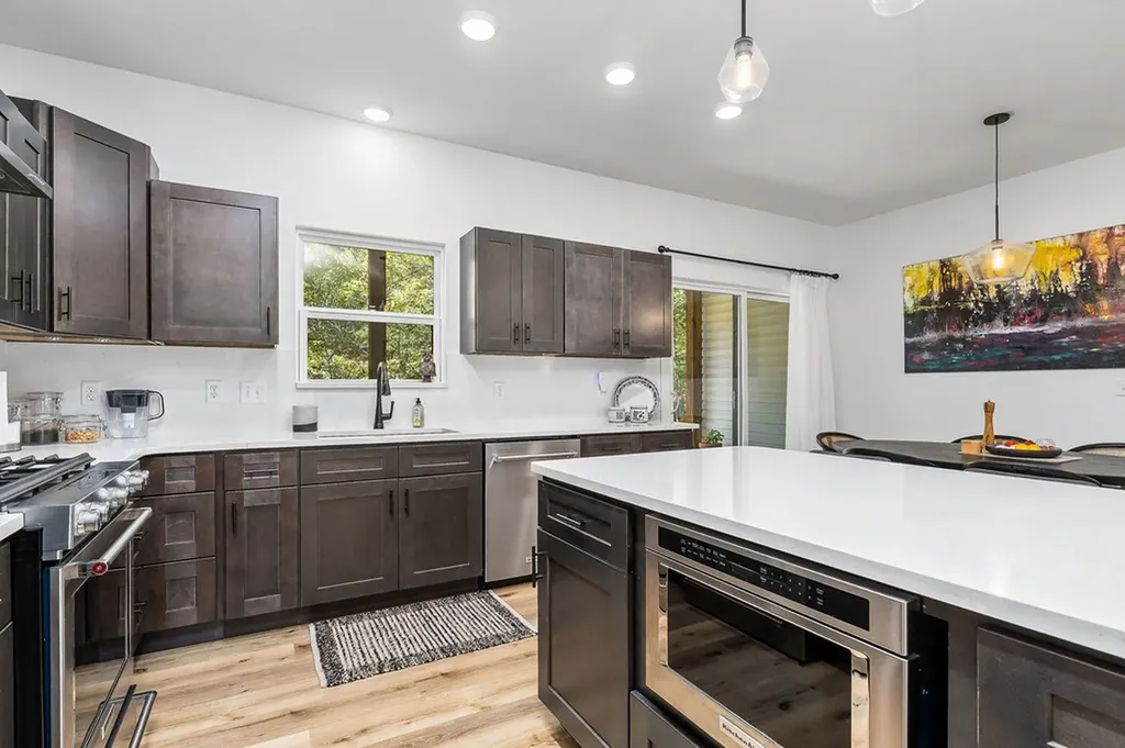 13 Ashford Place Crossville TN 38558