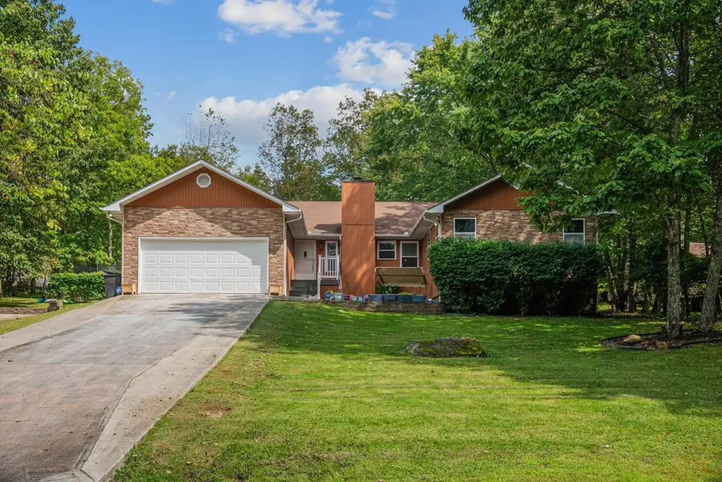 143 Rolling Green Drive Crossville TN 38558