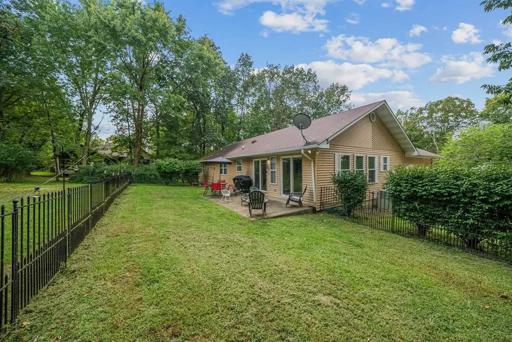 143 Rolling Green Drive Crossville TN 38558