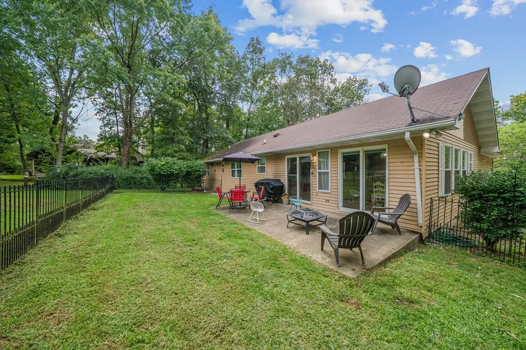 143 Rolling Green Drive Crossville TN 38558