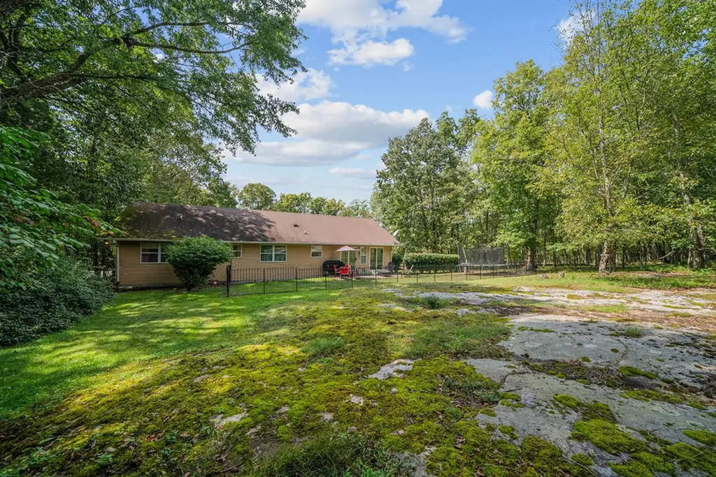 143 Rolling Green Drive Crossville TN 38558