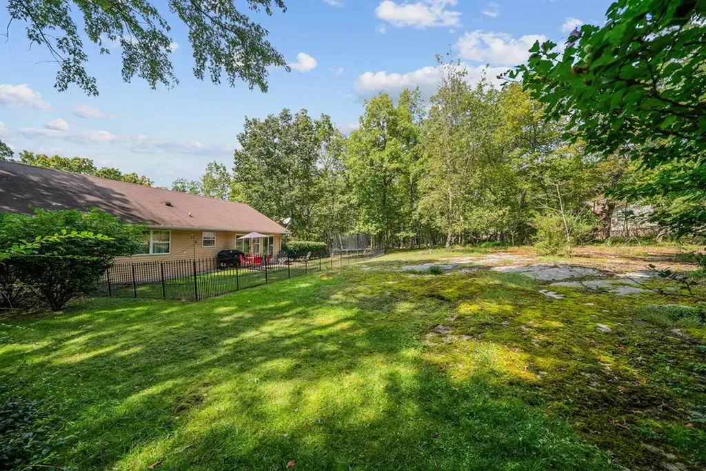 143 Rolling Green Drive Crossville TN 38558