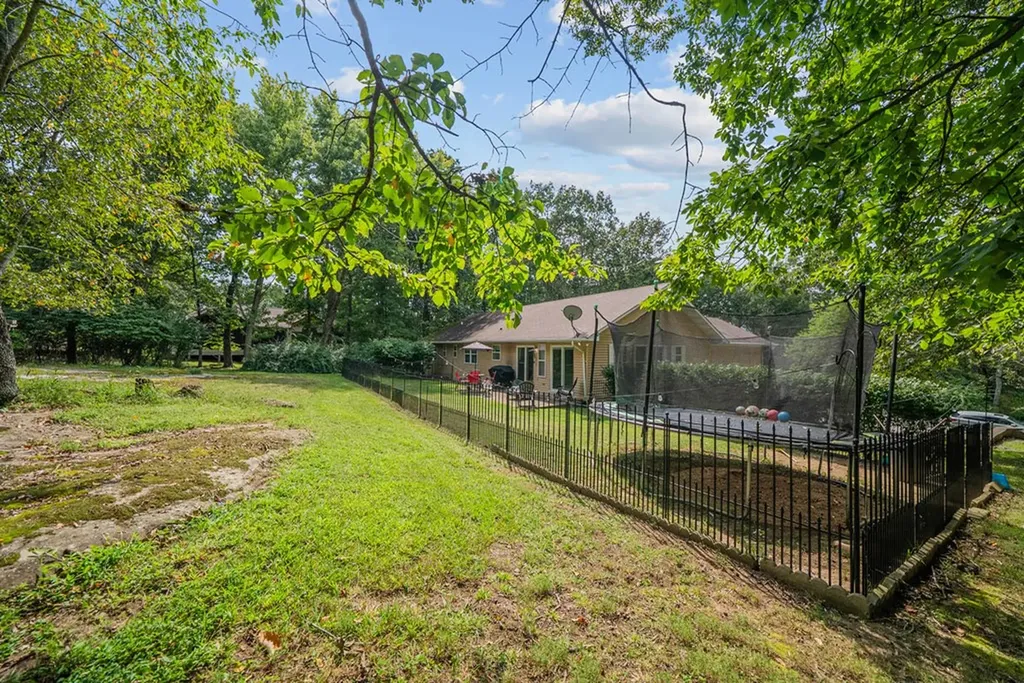 143 Rolling Green Drive Crossville TN 38558