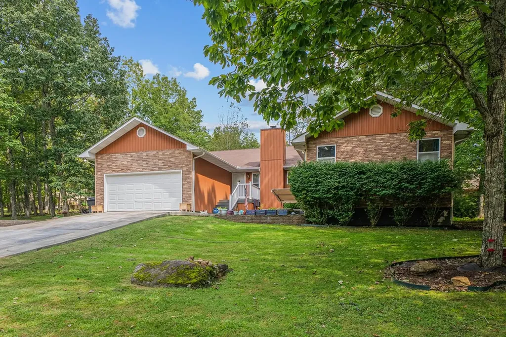 143 Rolling Green Drive Crossville TN 38558