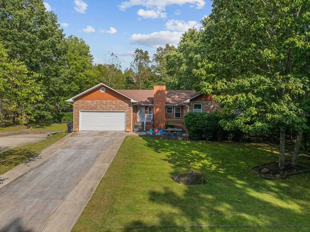 143 Rolling Green Drive Crossville TN 38558