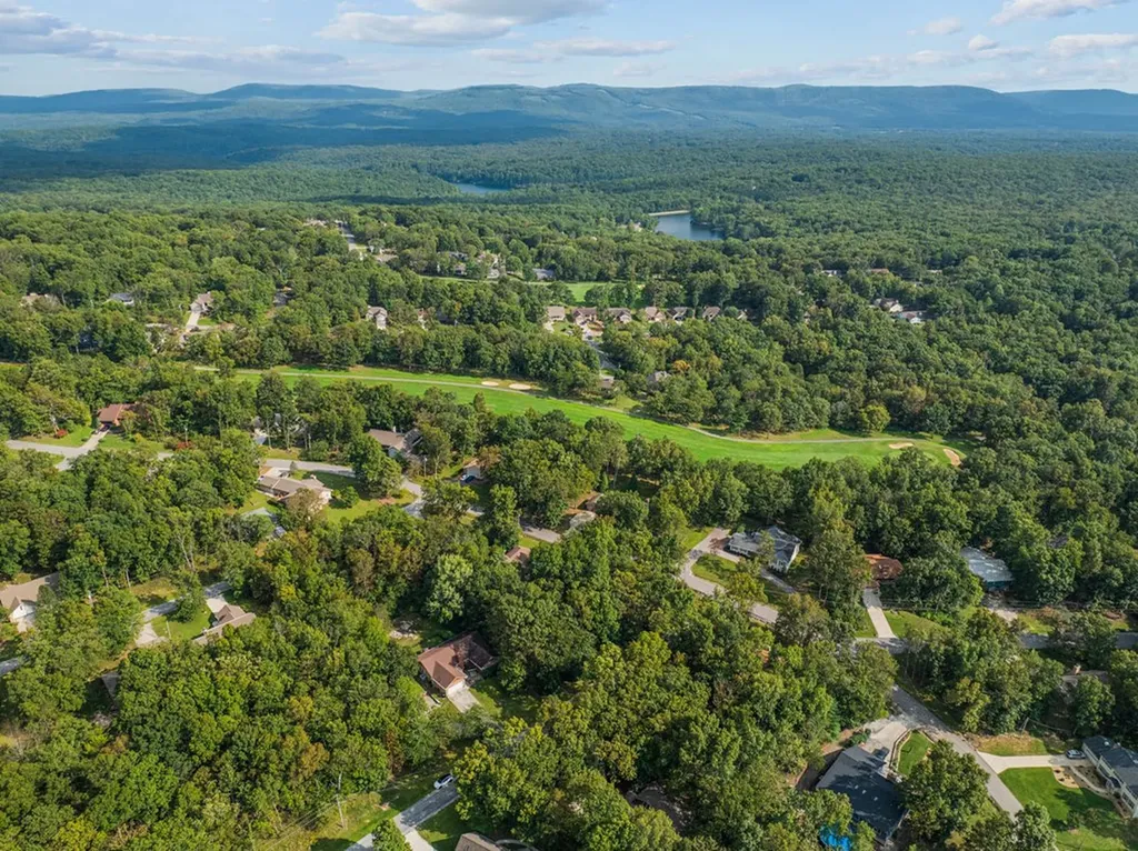 143 Rolling Green Drive Crossville TN 38558