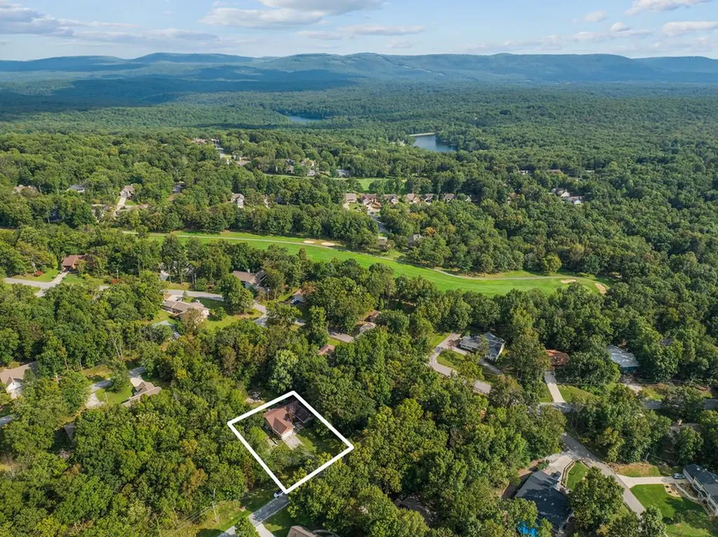 143 Rolling Green Drive Crossville TN 38558