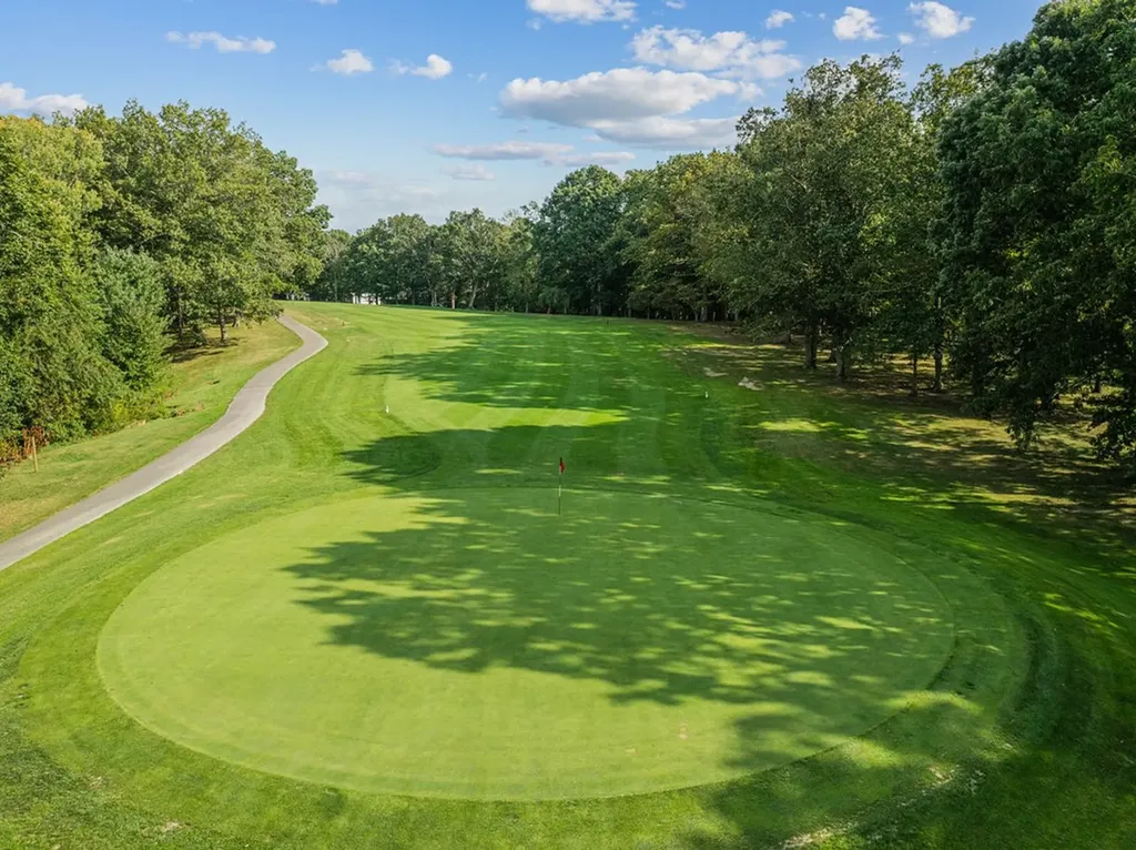 143 Rolling Green Drive Crossville TN 38558