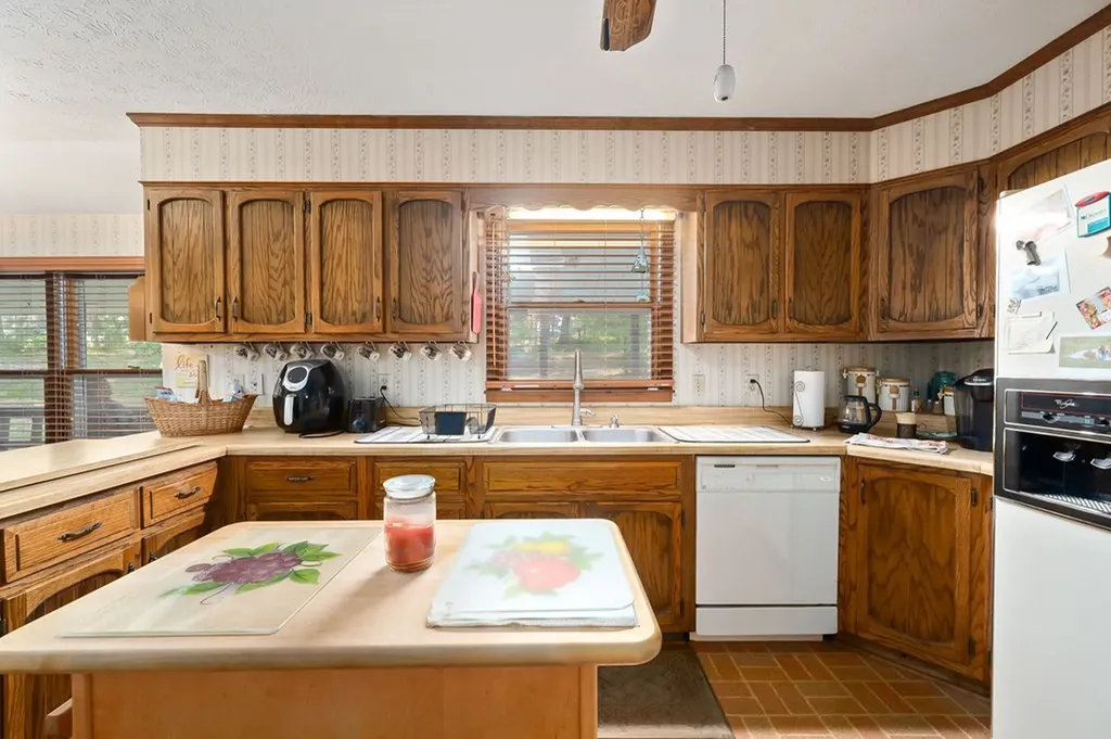 1791 Meadow Wood Drive Cookeville TN 38506