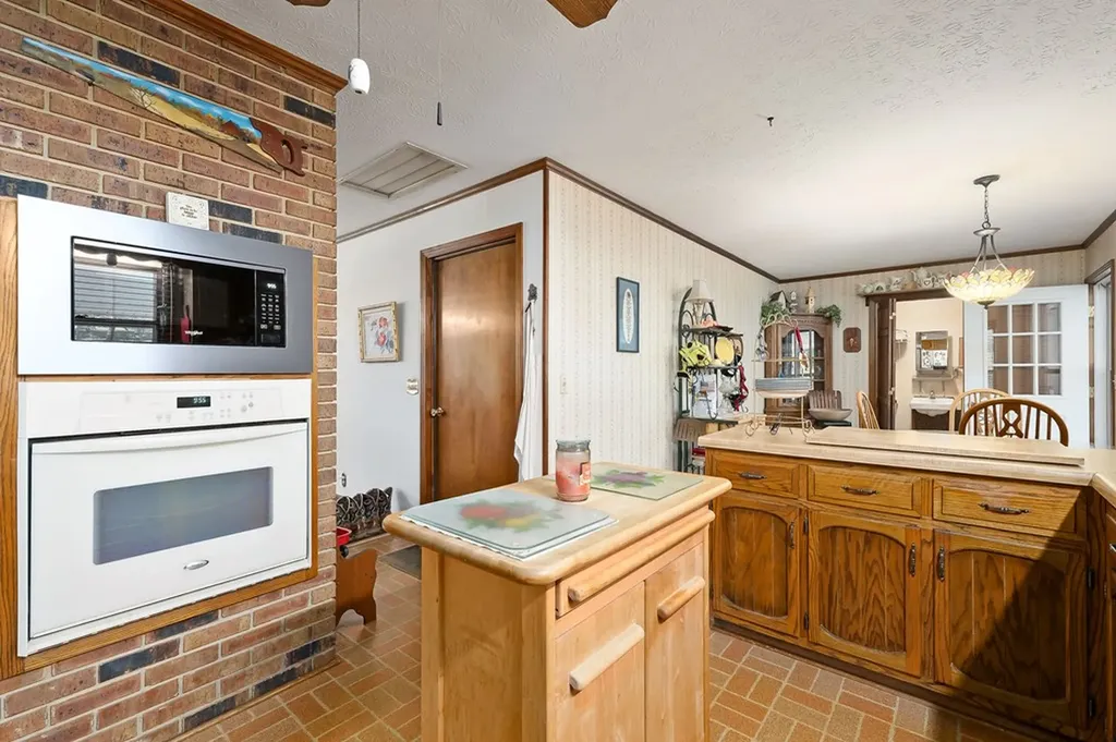 1791 Meadow Wood Drive Cookeville TN 38506