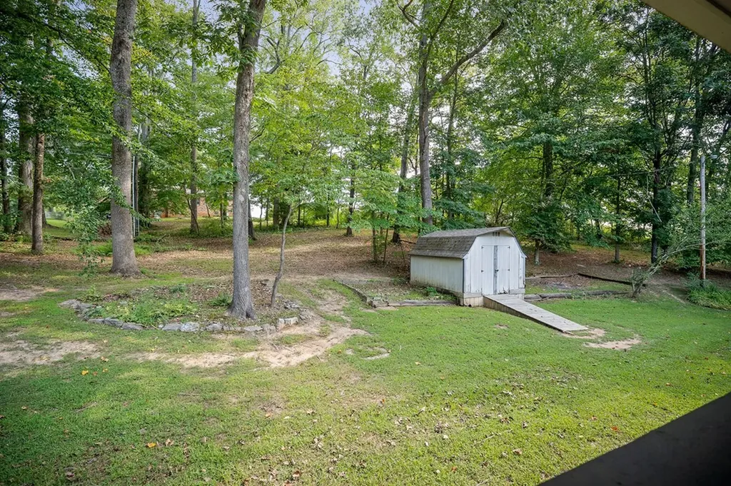 1791 Meadow Wood Drive Cookeville TN 38506