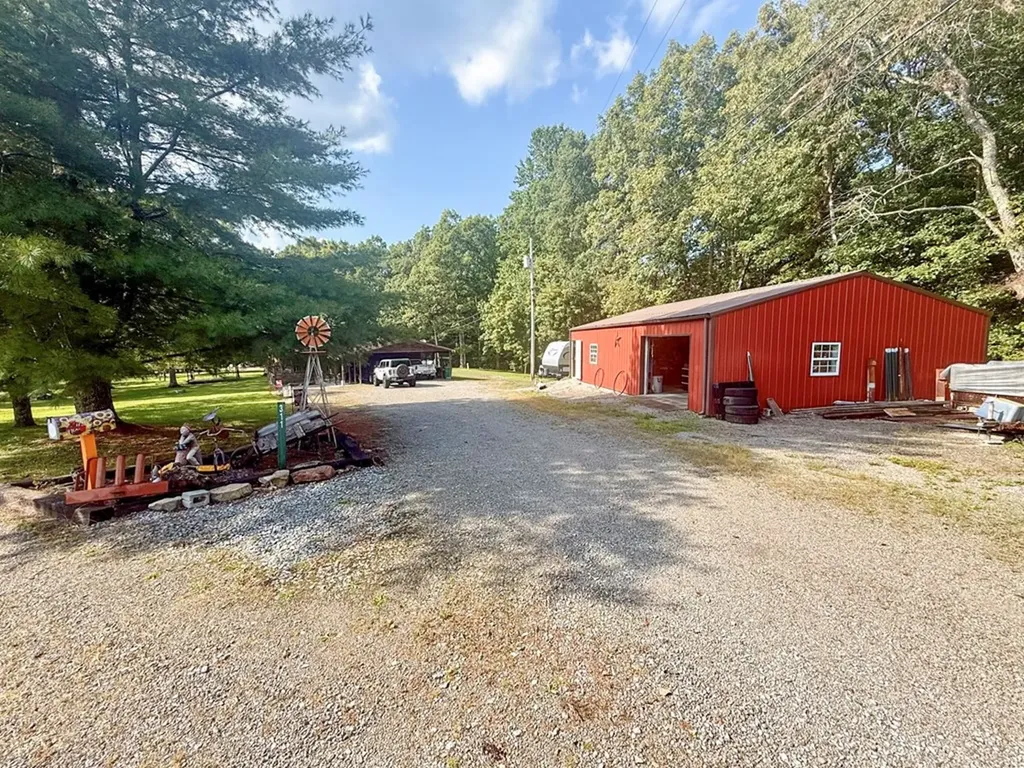 311 Dykes Lane Crossville TN 38571