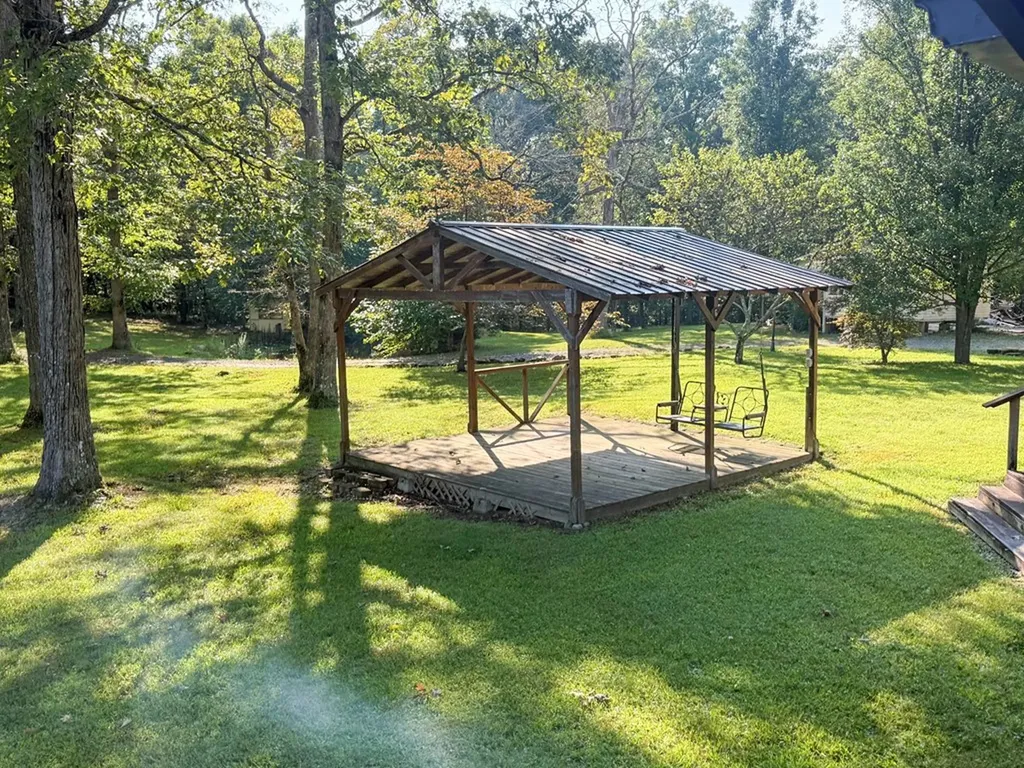 311 Dykes Lane Crossville TN 38571