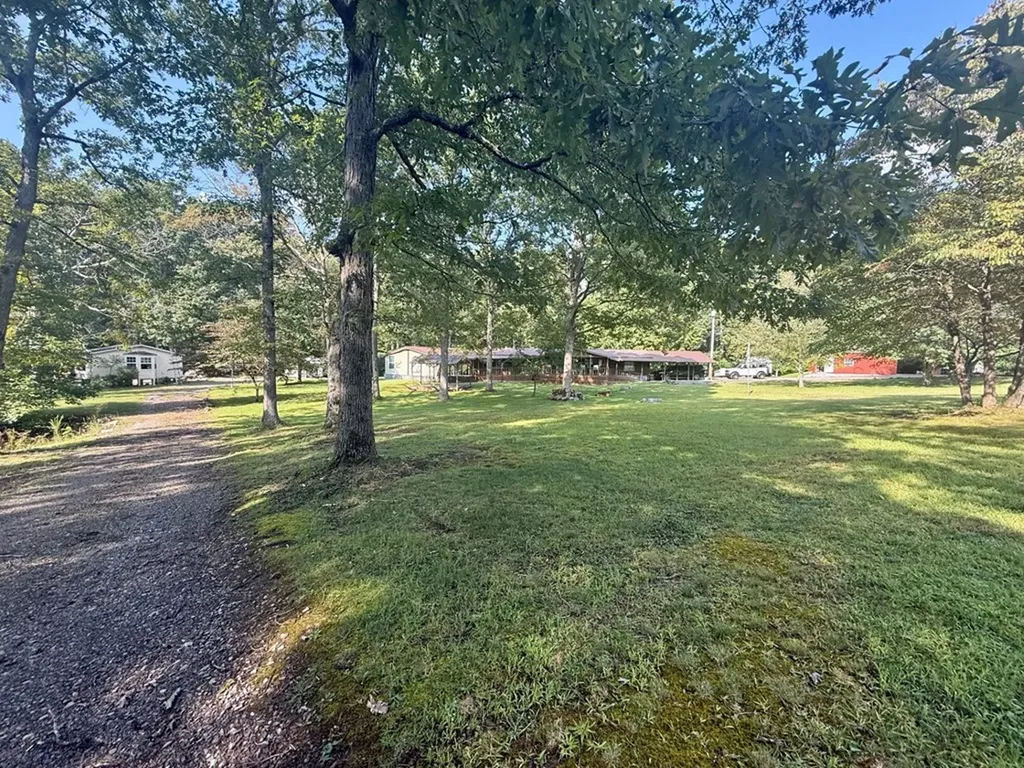 311 Dykes Lane Crossville TN 38571