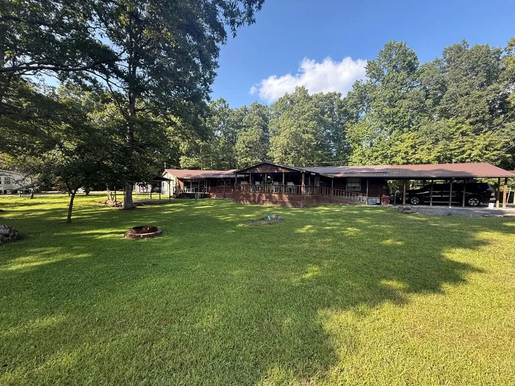 311 Dykes Lane Crossville TN 38571