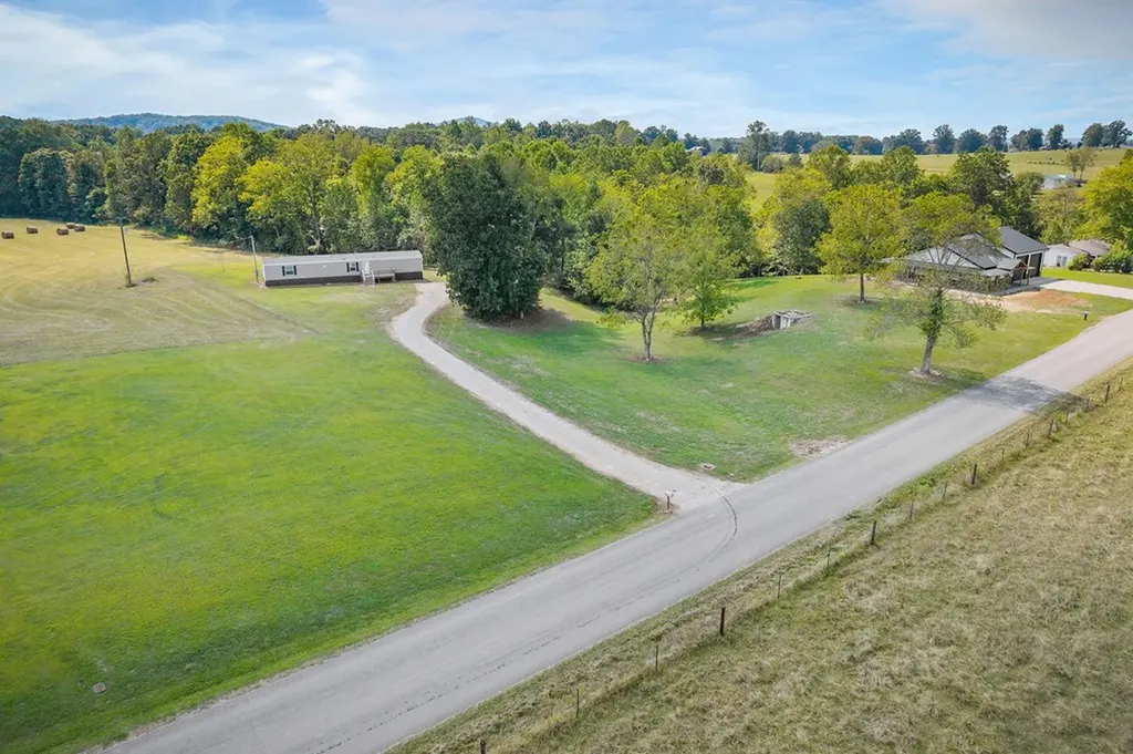 770 Eastport Dock Road Monroe TN 38573