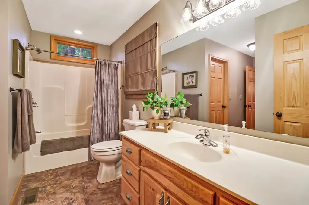 1150 Grandview Way Jamestown TN 38556