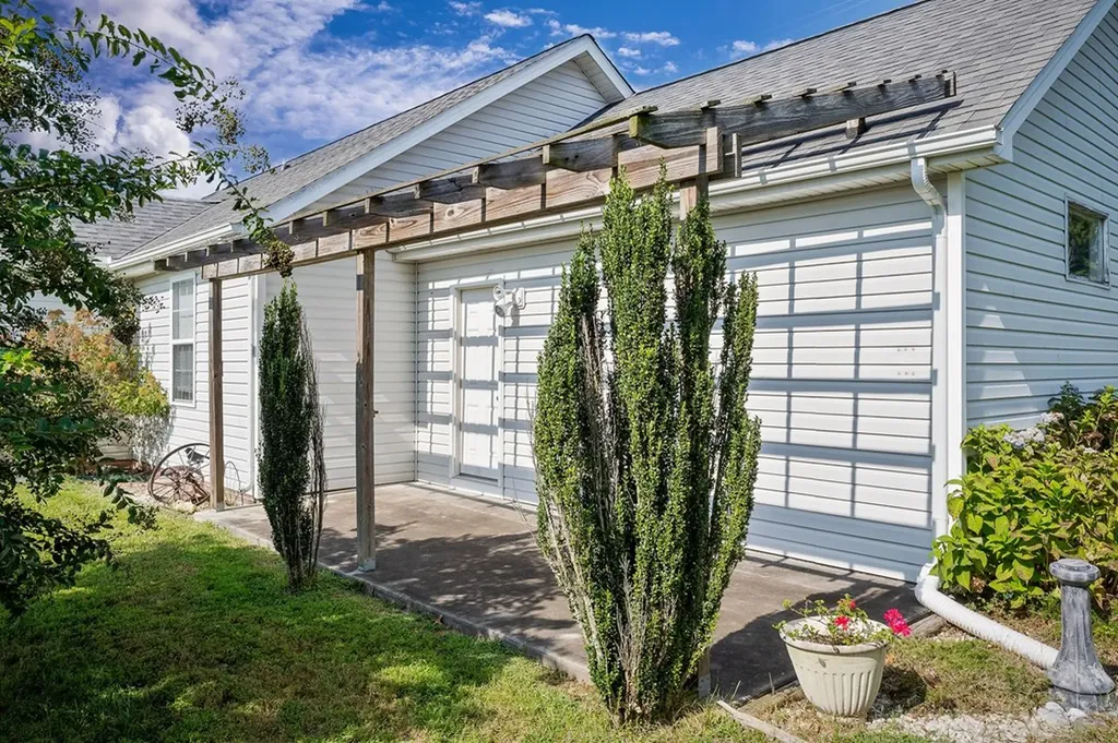 1920 Clemmons Road Cookeville TN 38501