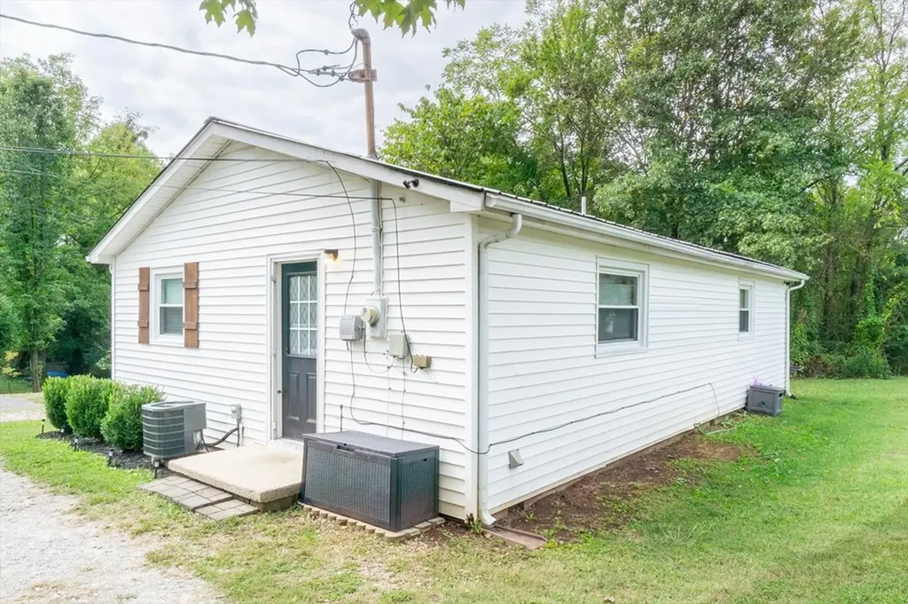 114 Simmons Street Cookeville TN 38506-5351