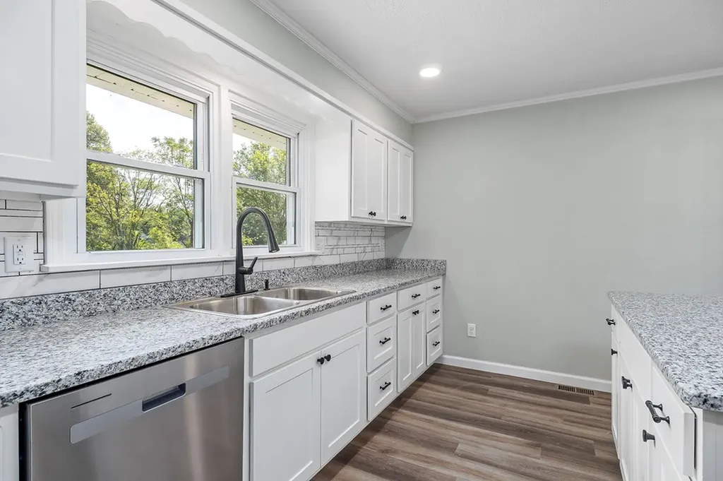 310 Old Celina Road Allons TN 38541