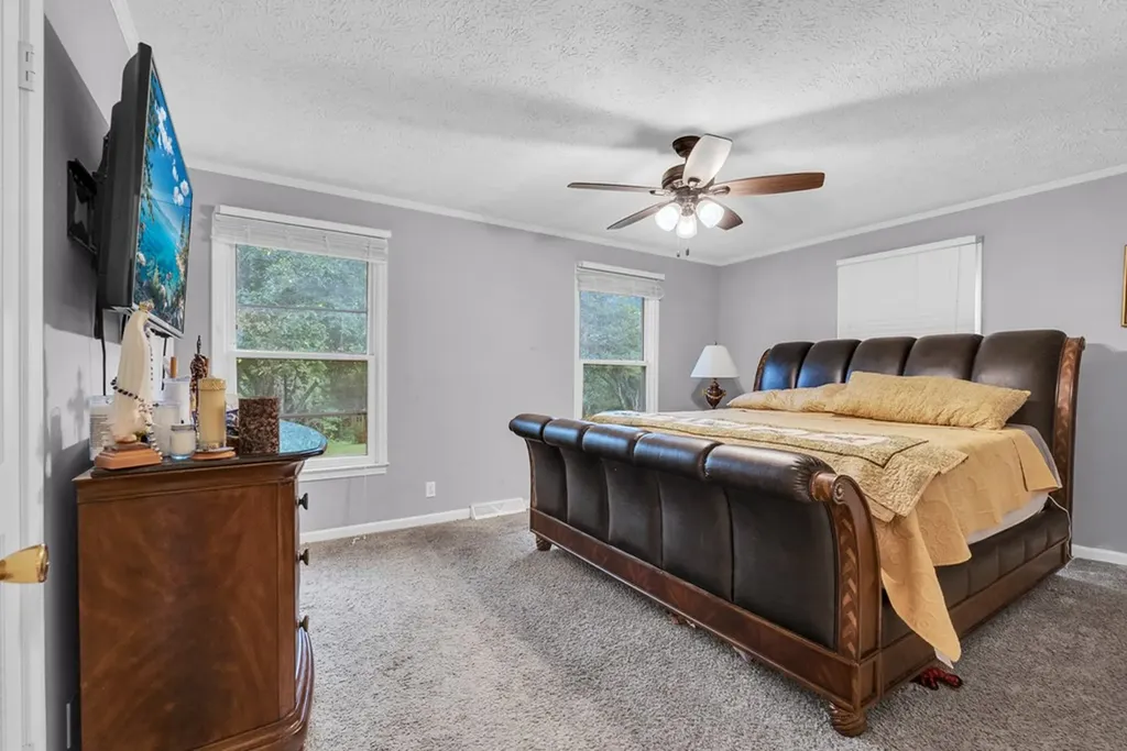 1389 Coconut Ridge Road Smithville TN 37166