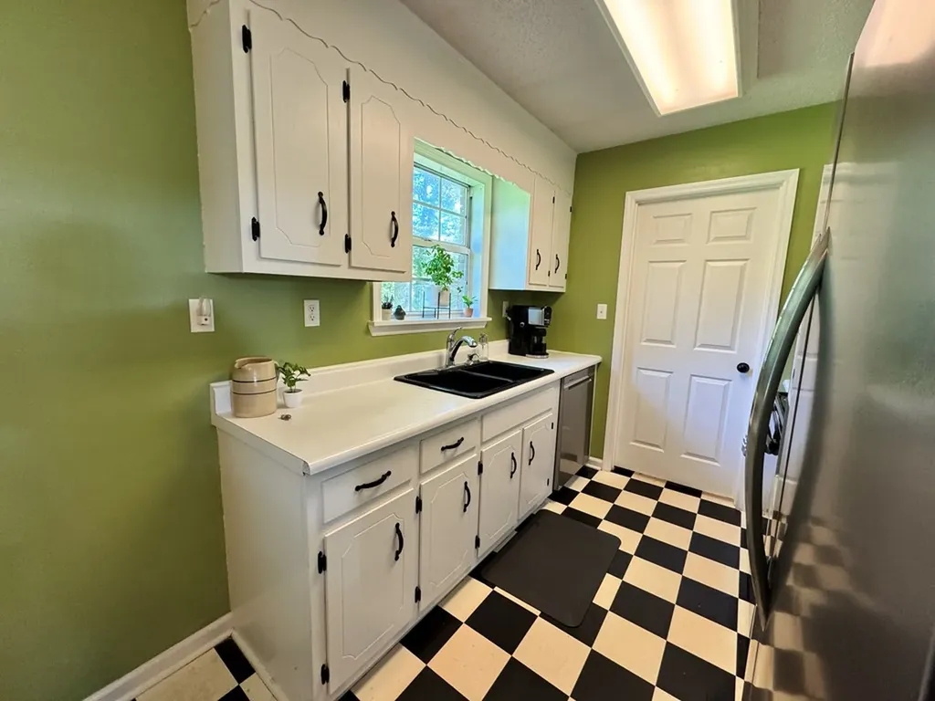 7 Waukesha Drive Crossville TN 38555