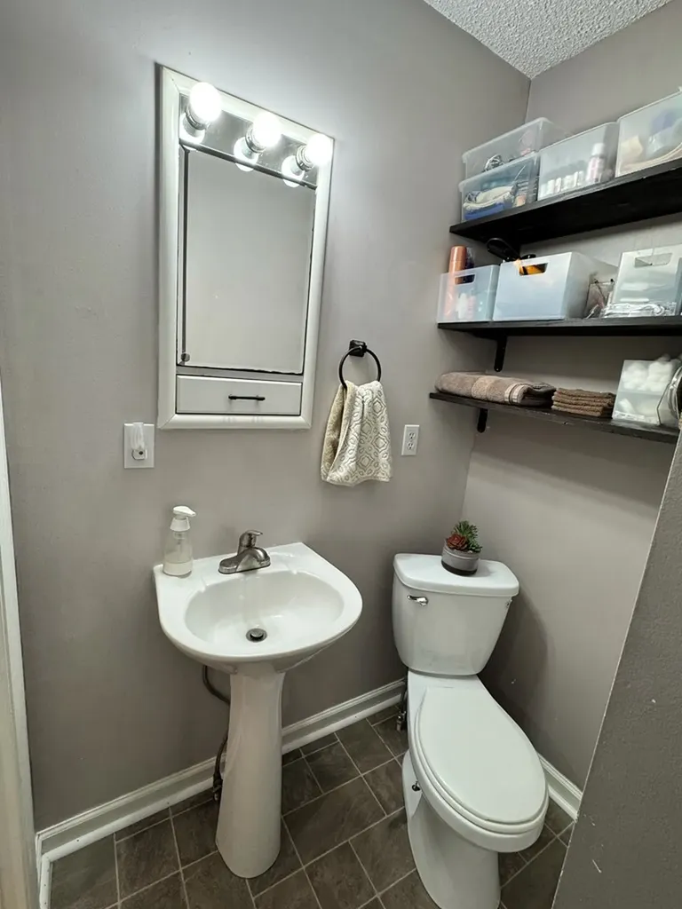 7 Waukesha Drive Crossville TN 38555