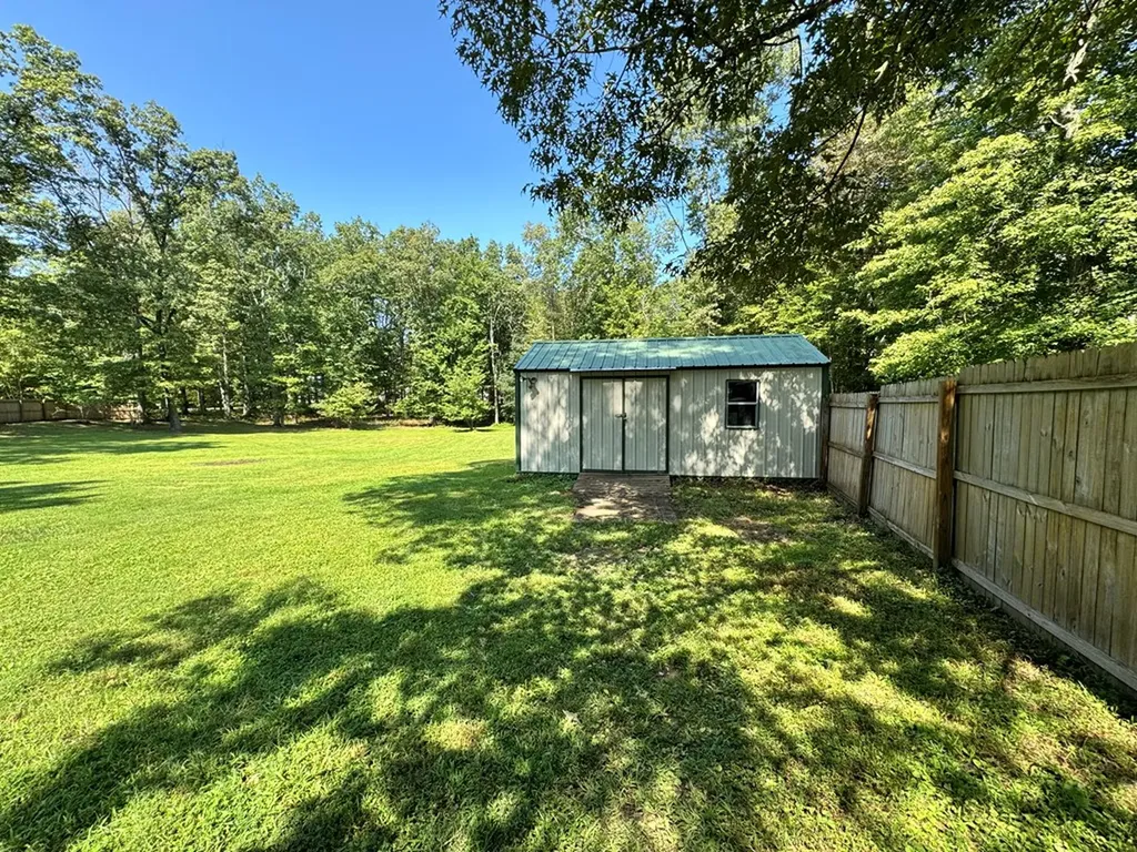 7 Waukesha Drive Crossville TN 38555