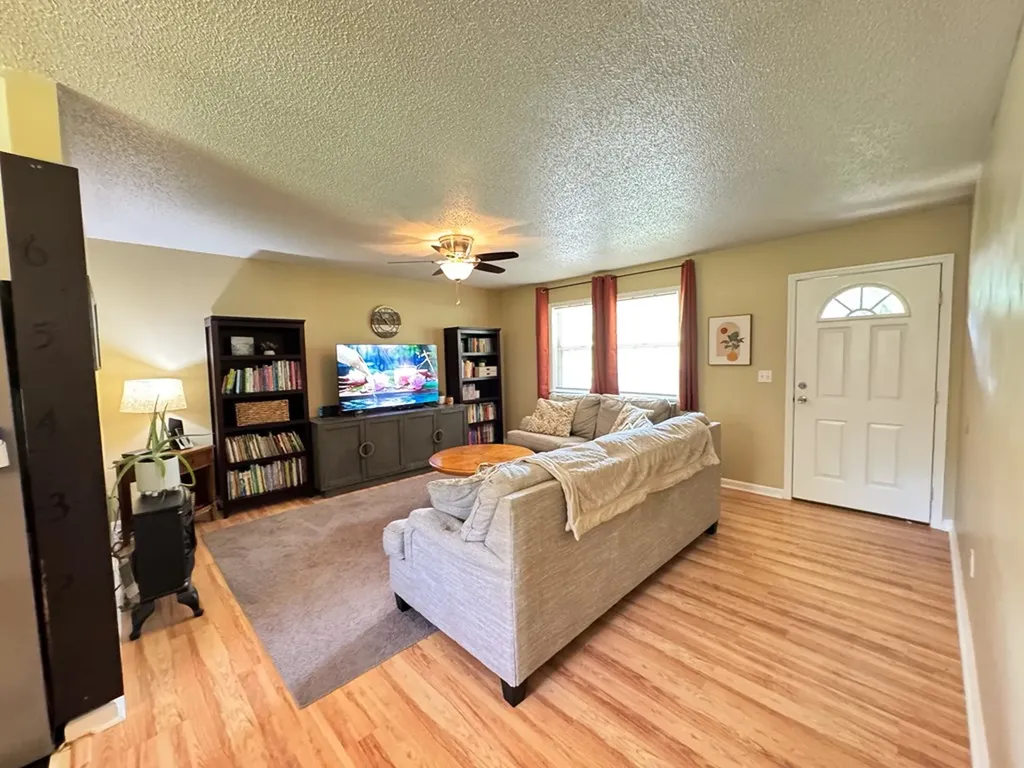 7 Waukesha Drive Crossville TN 38555