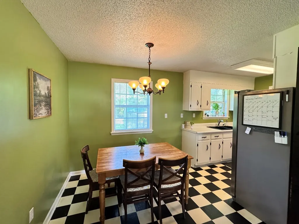 7 Waukesha Drive Crossville TN 38555