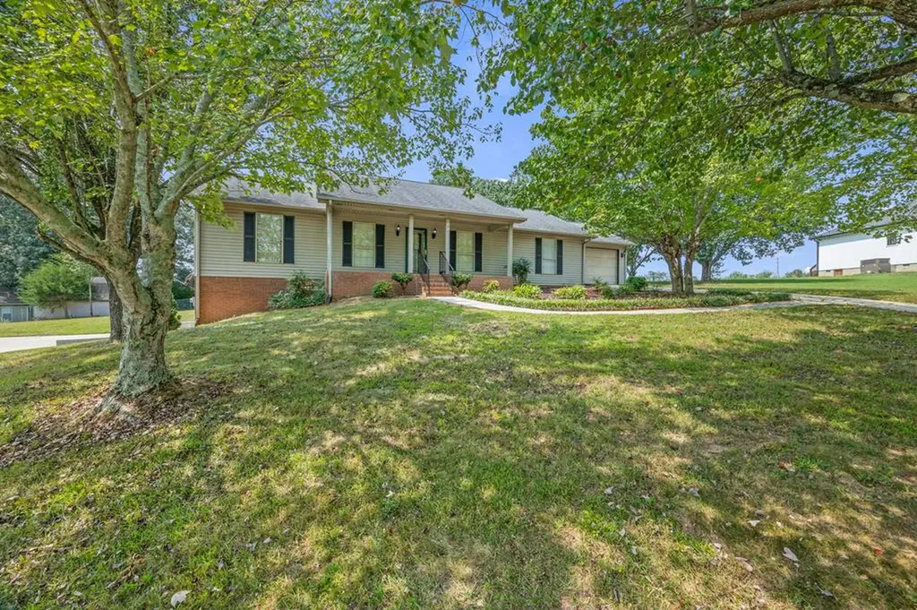 1410 Biltmore Circle Cookeville TN 38501