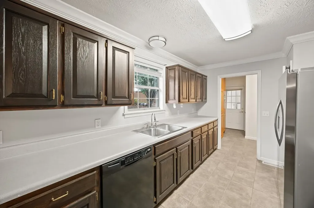 1410 Biltmore Circle Cookeville TN 38501