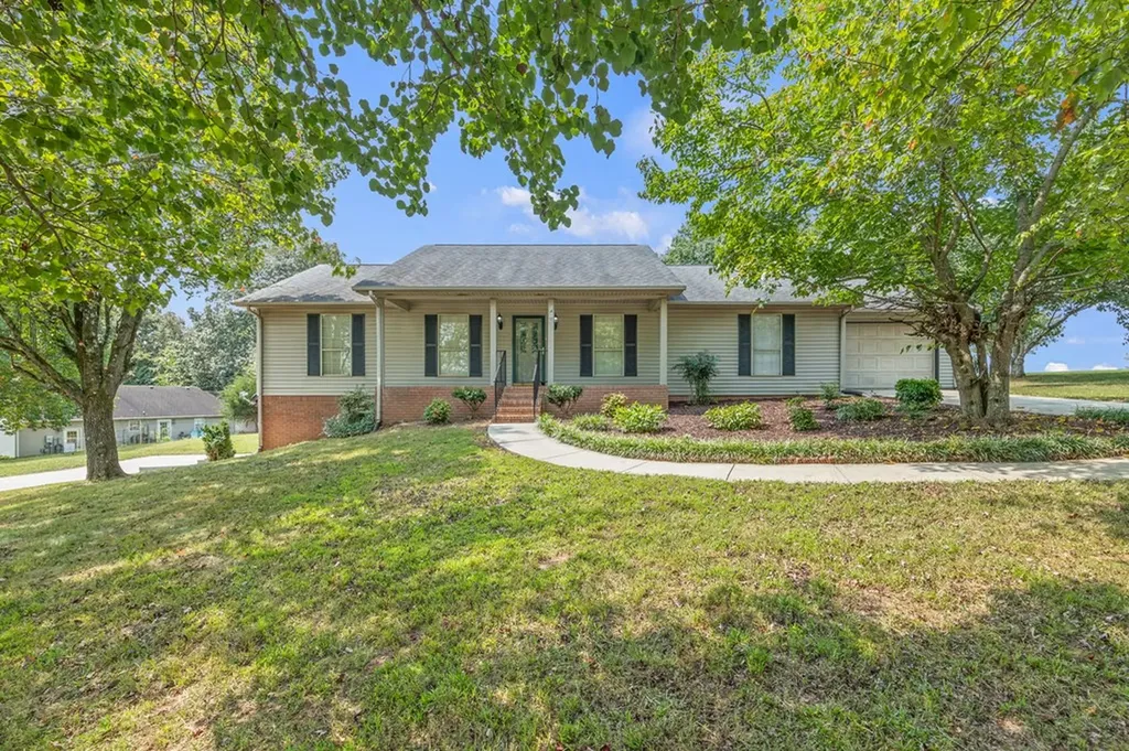 1410 Biltmore Circle Cookeville TN 38501