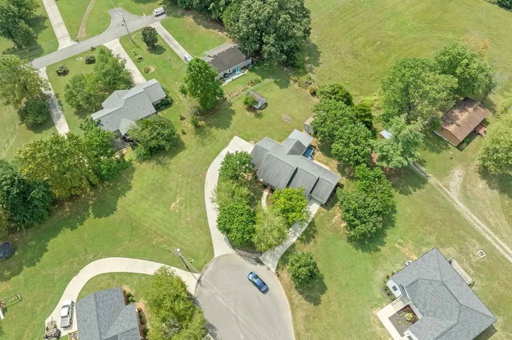 1410 Biltmore Circle Cookeville TN 38501