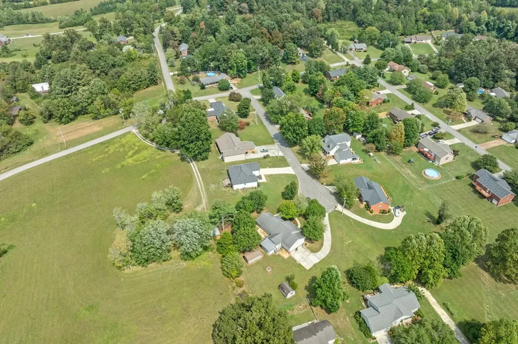 1410 Biltmore Circle Cookeville TN 38501