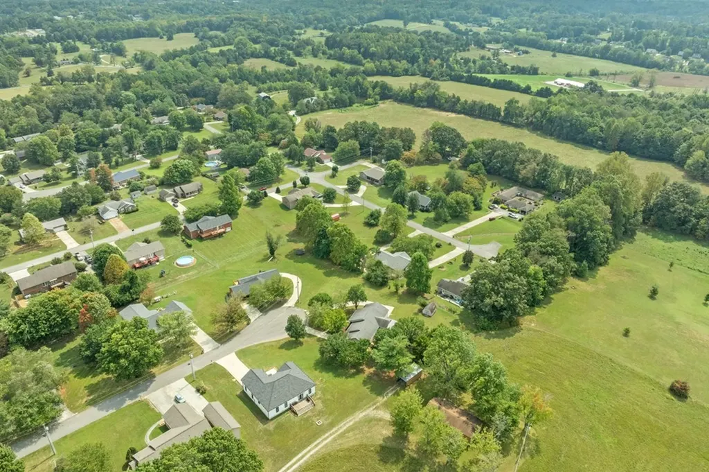 1410 Biltmore Circle Cookeville TN 38501