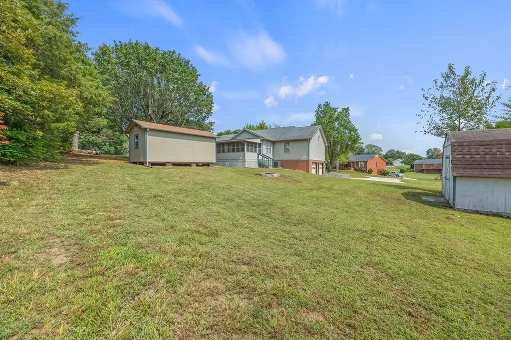 1410 Biltmore Circle Cookeville TN 38501