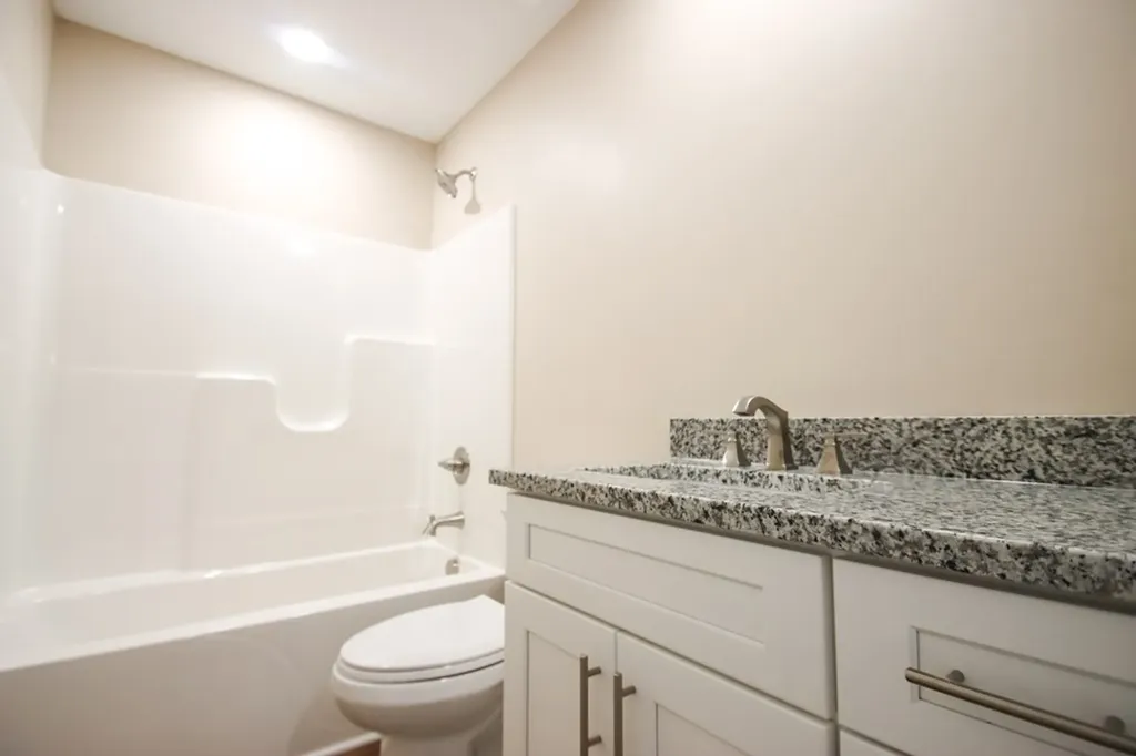 170 Will Thompson Sparta TN 38583