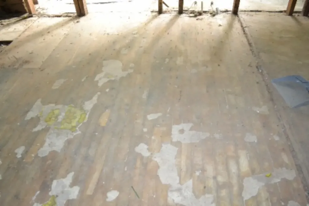 1046 Livingston Highway Byrdstown TN 38549