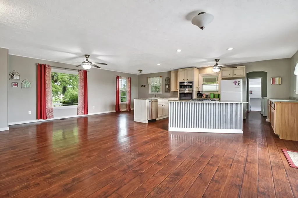 245 Crestview Crossville TN 38555