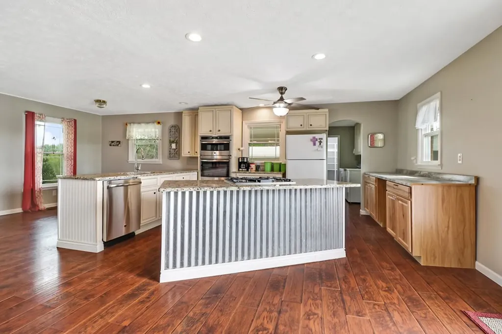 245 Crestview Crossville TN 38555