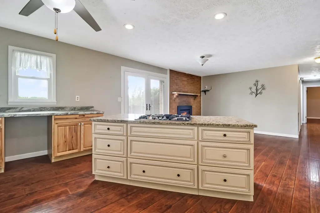 245 Crestview Crossville TN 38555