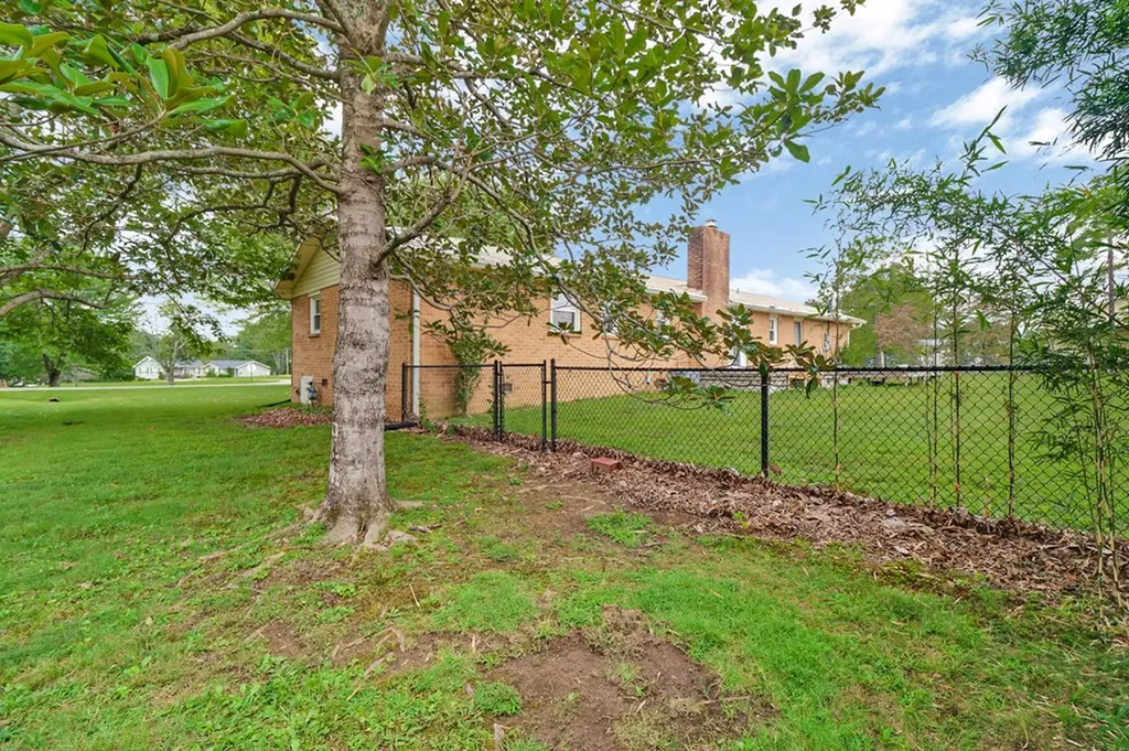 245 Crestview Crossville TN 38555