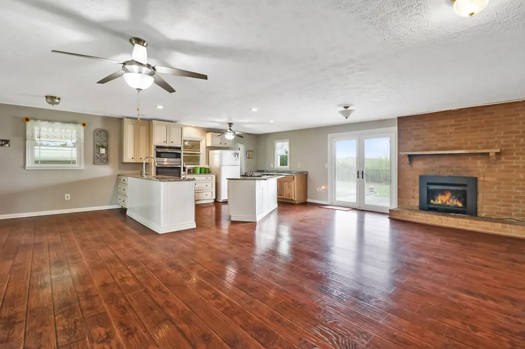 245 Crestview Crossville TN 38555