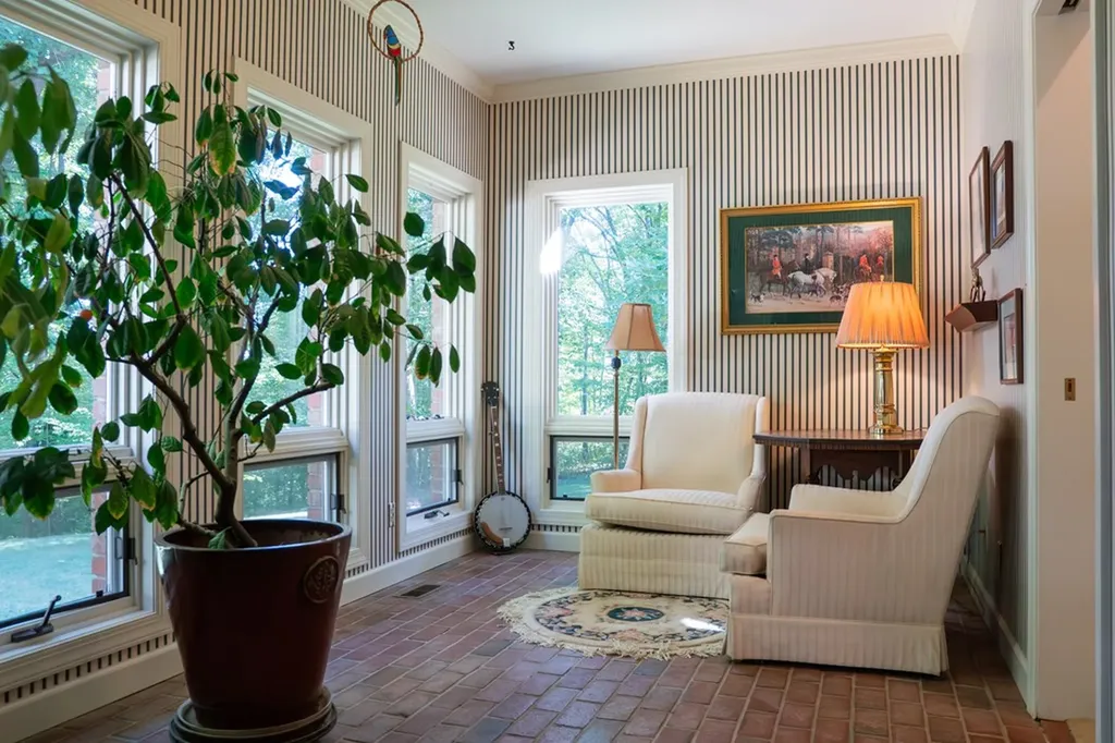 693 Tower Hill Road Livingston TN 38570-2170