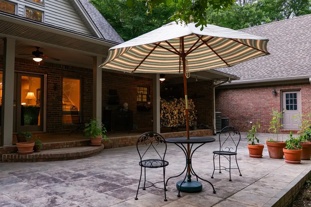 693 Tower Hill Road Livingston TN 38570-2170